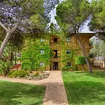 Vell Mari Hotel & Resort